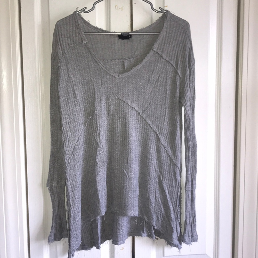 Wet seal sweater